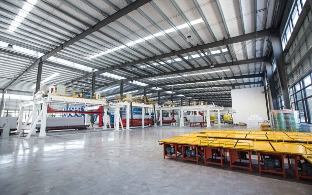 連接線(xiàn)生產(chǎn)車(chē)間